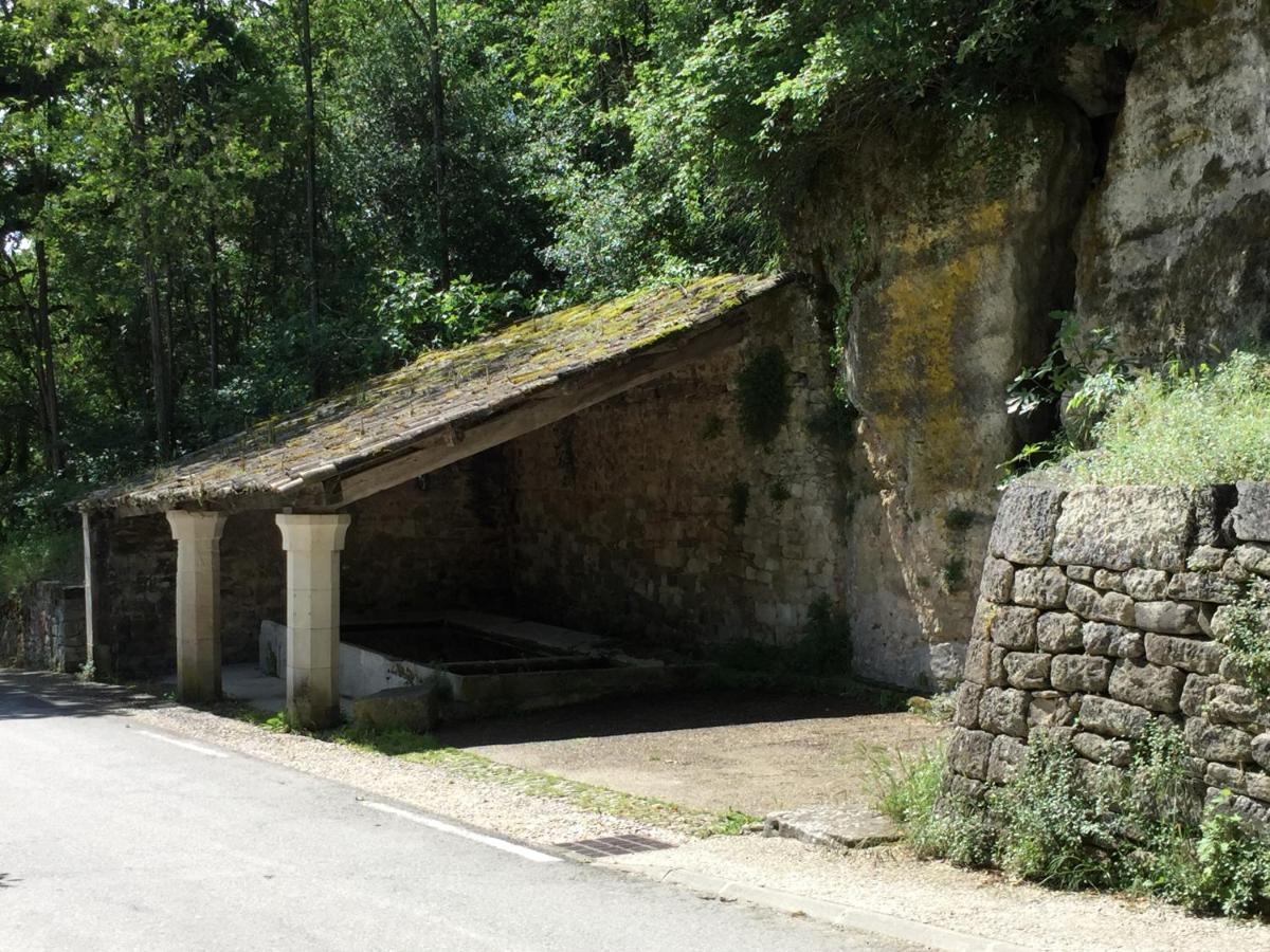 Les Cabanes De La Fontaine Lacoste  Exterior foto