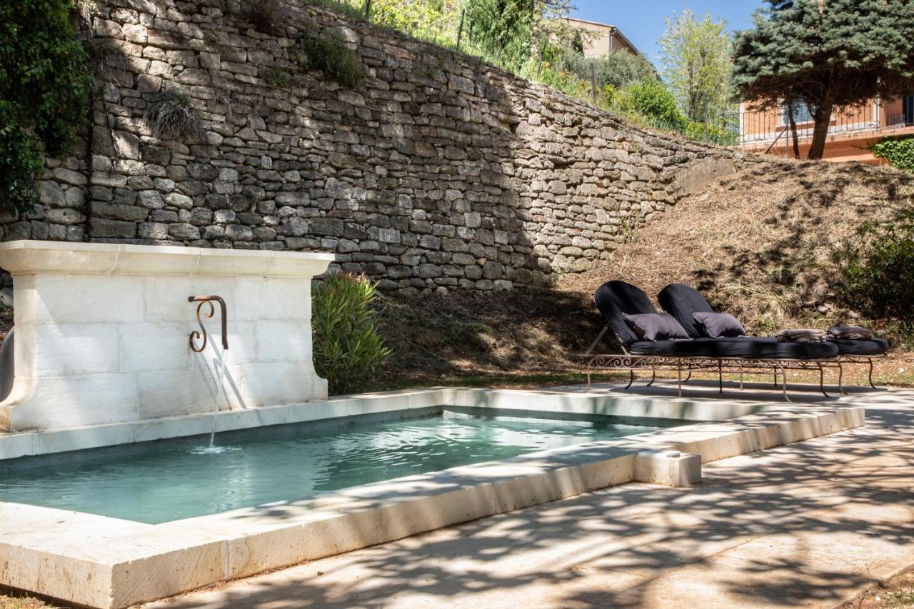 Les Cabanes De La Fontaine Lacoste  Exterior foto